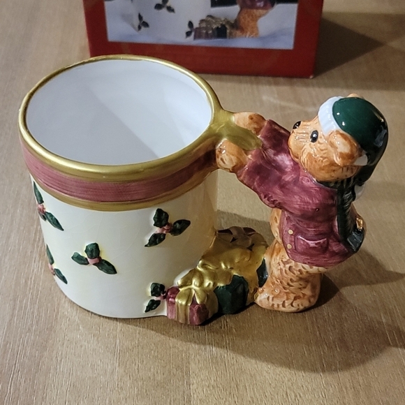 1995 Home For the Holidays Bear Mug - Picture 9 of 11